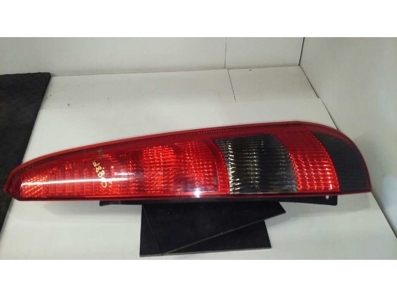 Recambio de piloto trasero derecho para ford fiesta (cbk) ambiente referencia OEM IAM  1ª 5P