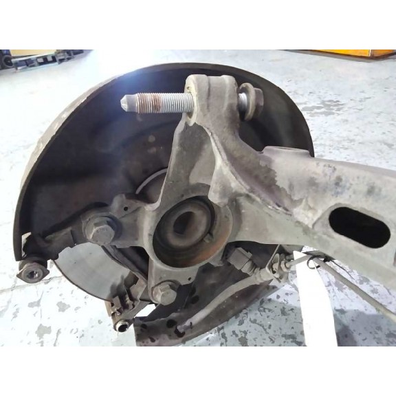 Recambio de mangueta trasera derecha para volkswagen t5 transporter (7e) kombi referencia OEM IAM 7H0501414D  