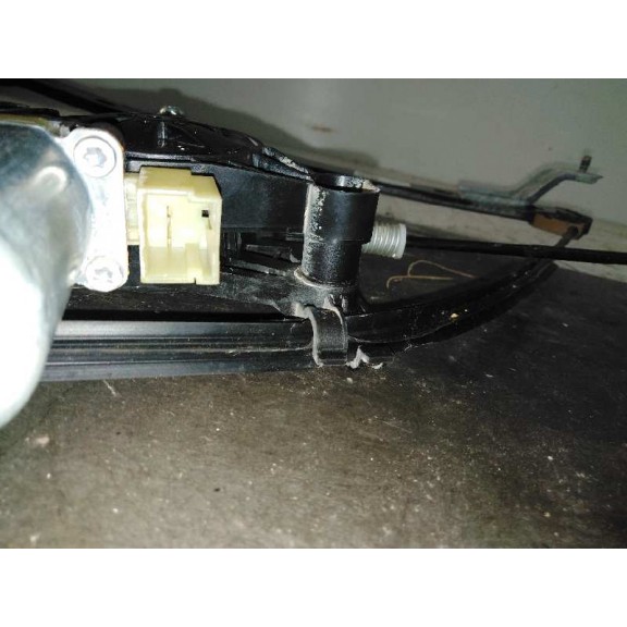 Recambio de elevalunas delantero derecho para audi q2 (gab) sport edition referencia OEM IAM 81A837462 2 PIN 5P 81A837462