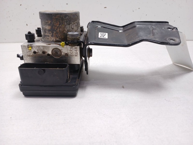 Recambio de abs para kia stonic (yb) 1.2 cvvt referencia OEM IAM 58910h8450  