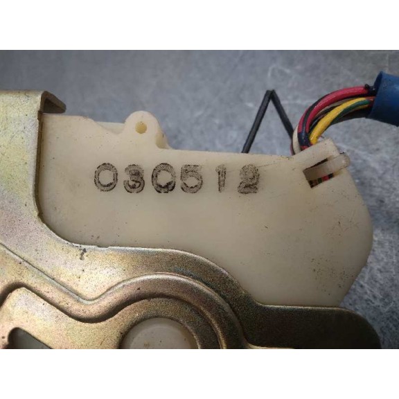 Recambio de cerradura puerta trasera derecha para kia sorento 2.5 crdi concept referencia OEM IAM  6 PINES 