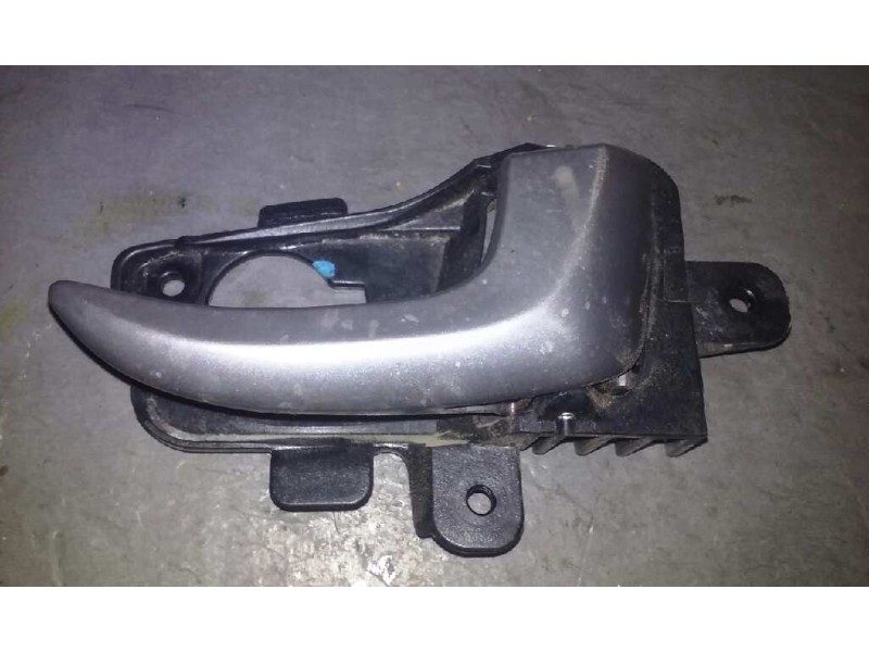 Recambio de maneta interior trasera derecha para hyundai i30 (gd) style referencia OEM IAM 82610A6010  