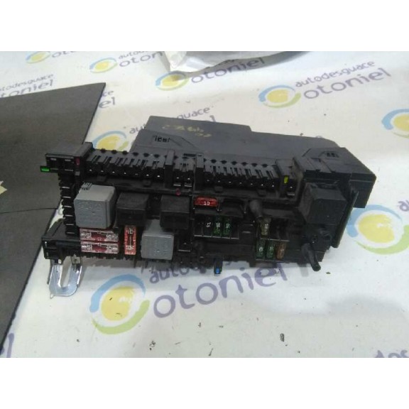 Recambio de caja reles / fusibles para mercedes-benz clase c (w204) berlina c 200 cdi blueefficiency (204.001) referencia OEM IA