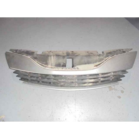 Recambio de rejilla delantera para renault laguna ii (bg0) authentique referencia OEM IAM   