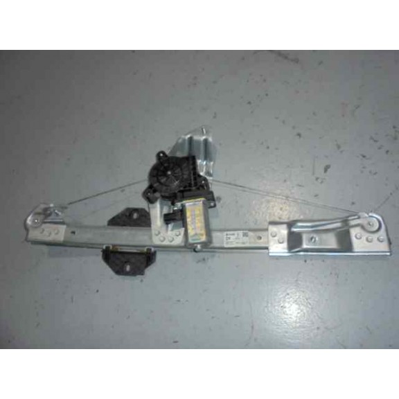 Recambio de elevalunas delantero derecho para dacia sandero ambiance referencia OEM IAM 807209299R  2 PINS