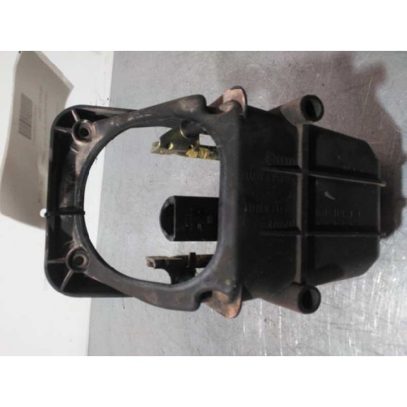 Recambio de palanca cambio para audi a4 berlina (8e) 1.9 tdi (96kw) referencia OEM IAM 8E0711025  