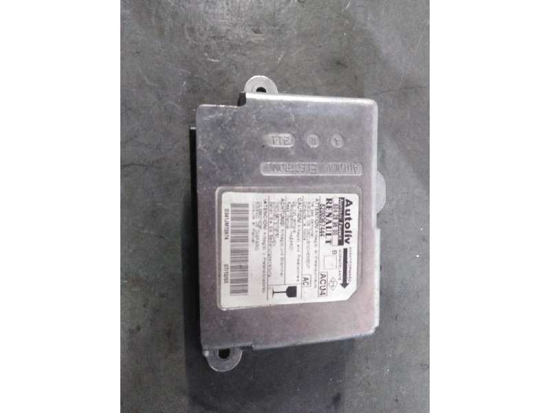 Recambio de centralita airbag para renault megane ii berlina 5p confort authentique referencia OEM IAM 8200367444 8200367444 820