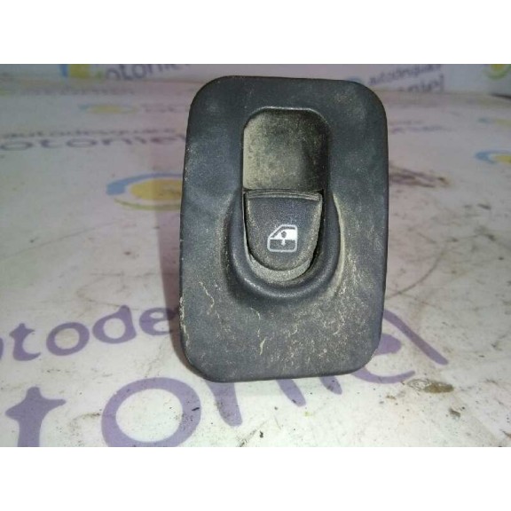 Recambio de mando elevalunas trasero izquierdo para toyota auris luna referencia OEM IAM 735360607  