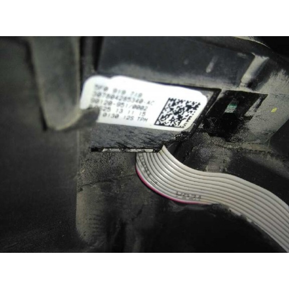 Recambio de volante para seat ibiza (6p1) reference referencia OEM IAM 5F0419091AZ 3 RADIOS CON MANDOS 5F0919719