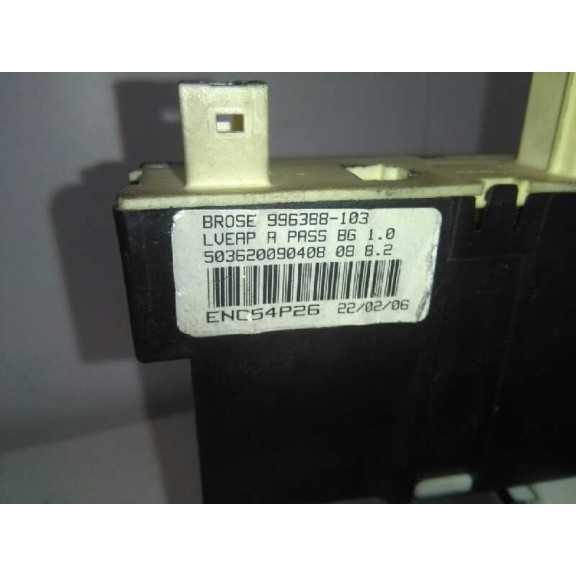 Recambio de motor elevalunas delantero derecho para citroën c4 coupe collection referencia OEM IAM 9222V0  3P