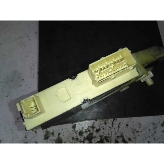 Recambio de motor elevalunas delantero izquierdo para citroën c4 berlina collection referencia OEM IAM 9681575280 9681575280 