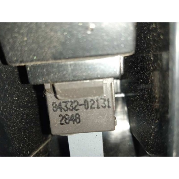 Recambio de aireador para toyota auris luna referencia OEM IAM 11GY06 CENTRAL 