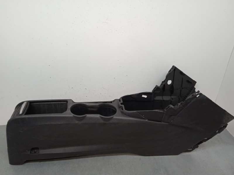 Recambio de consola central para opel mokka selective referencia OEM IAM AVF44757  