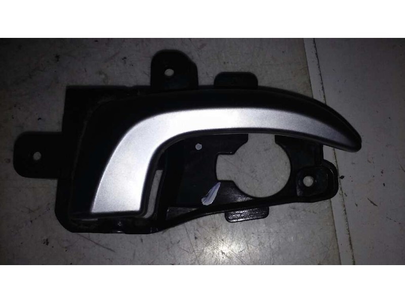 Recambio de maneta interior delantera derecha para hyundai i30 (gd) style referencia OEM IAM 82661A6050  