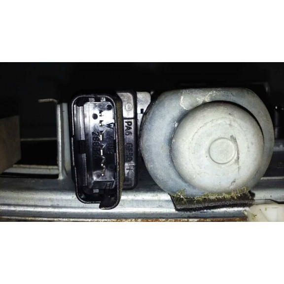 Recambio de elevalunas trasero derecho para renault megane ii classic berlina confort authentique referencia OEM IAM   6 PINS