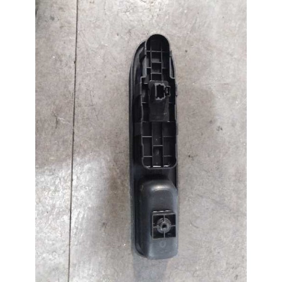 Recambio de mando elevalunas delantero derecho para peugeot 307 berlina (s2) xt referencia OEM IAM   