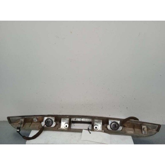 Recambio de molduras traseras para kia sorento 2.5 crdi cat referencia OEM IAM   