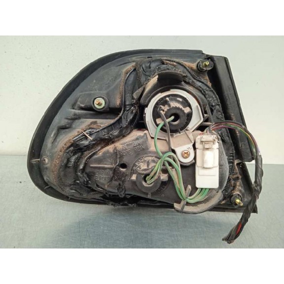 Recambio de piloto trasero derecho para nissan almera (n15) competence (1998) referencia OEM IAM   4 PUERTAS