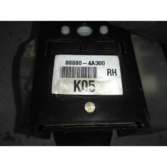 Recambio de cinturon seguridad delantero derecho para hyundai h 1 2.5 turbodiesel referencia OEM IAM 888804A300  