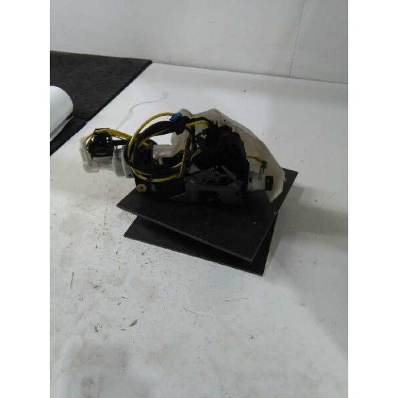 Recambio de cerradura puerta trasera derecha para mercedes-benz clase s (w220) berlina 500 (220.075) referencia OEM IAM 400312H 
