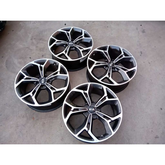 Recambio de juego llantas para kia sportage 1.6 crdi cat referencia OEM IAM 7.5JX19ET50.5 X4 19 SIN NEUMATICOS