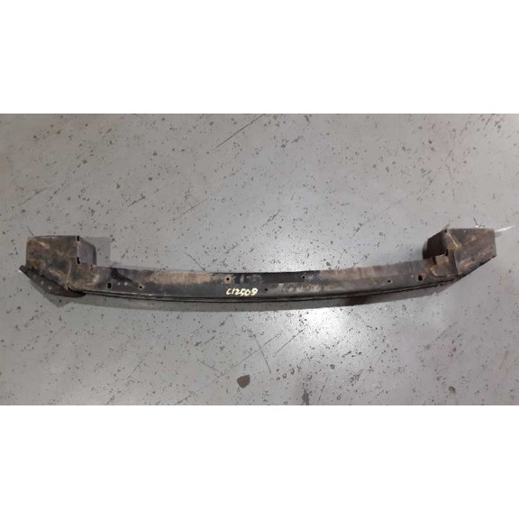 Recambio de refuerzo paragolpes delantero para chrysler voyager (rg) 2.8 crd cat referencia OEM IAM   