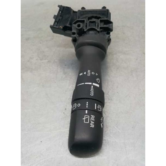 Recambio de mando limpia para lexus ct 200h referencia OEM IAM 4819017F462  