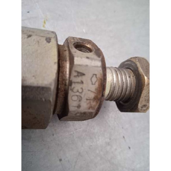 Recambio de inyector para nissan almera (n15) 2.0 diesel referencia OEM IAM 71A1361  