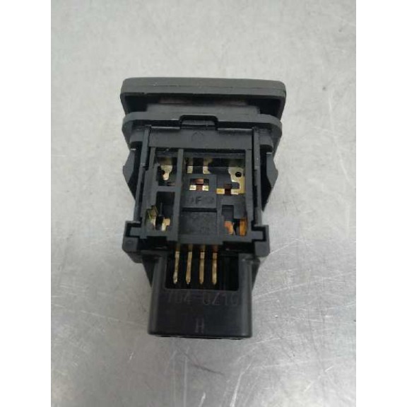 Recambio de interruptor para lexus ct 200h referencia OEM IAM 15A925 APERTURA TAPA DEPOSITO