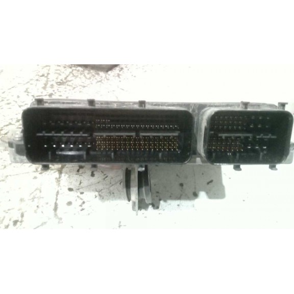 Recambio de centralita motor uce para toyota iq básico referencia OEM IAM 8966174040  