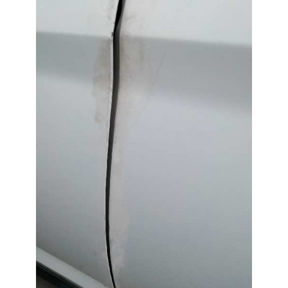 Recambio de puerta trasera izquierda para ford c-max trend referencia OEM IAM  BLANCA PARA PINTAR