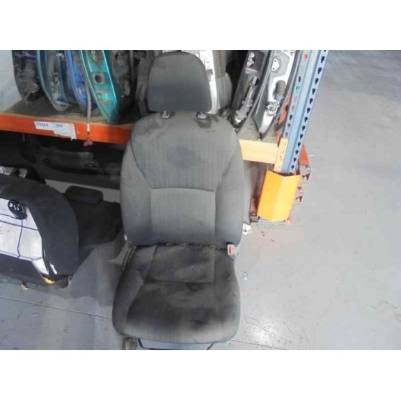 Recambio de asiento delantero derecho para toyota auris luna referencia OEM IAM   