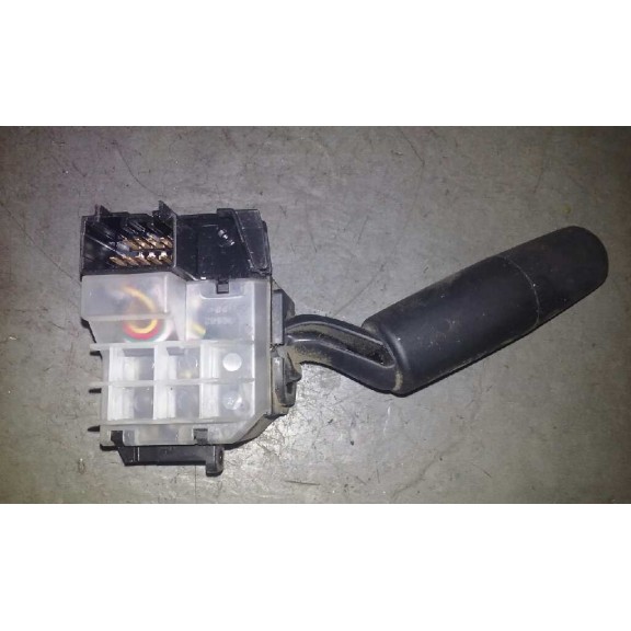 Recambio de mando limpia para mazda 3 berlina (bk) 1.6 crdt active referencia OEM IAM   