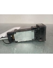 Recambio de freno de mano electrico para lexus ct 200h referencia OEM IAM 15C315 PULSADOR  2