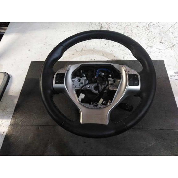 Recambio de volante para lexus ct 200h referencia OEM IAM 3866031 CON MANDOS 3 RADIOS 3866031