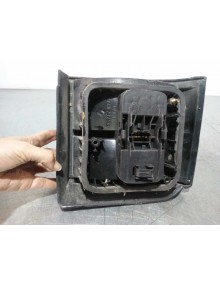 Recambio de piloto trasero derecho para renault 21 berlina (b/l48) 2.1 diesel referencia OEM IAM 7700792910   2