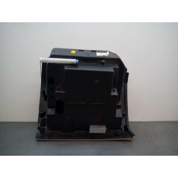 Recambio de guantera para volvo v40 kinetic referencia OEM IAM 8632803  