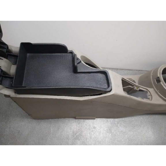 Recambio de apoyabrazos central para seat altea (5p1) stylance / style referencia OEM IAM 5P0864251B  