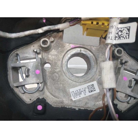 Recambio de volante para seat arona fr referencia OEM IAM 575419091HLNJ SIN AIRBAG CON MANDOS