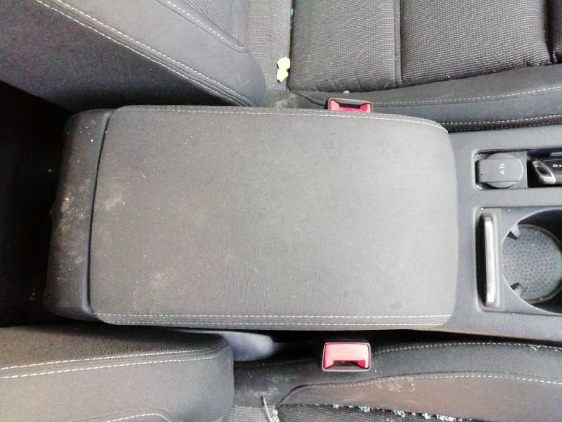Recambio de apoyabrazos central para volkswagen passat variant (3g5) advance bmt referencia OEM IAM   