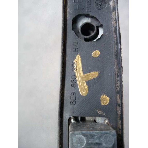 Recambio de barras techo para audi a4 avant (8e) 2.0 tdi referencia OEM IAM 8E9860021 X2 8E9860022