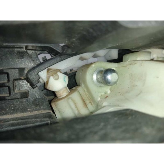 Recambio de palanca cambio para volvo v40 kinetic referencia OEM IAM 31367680 AUTOMATICO P31367680