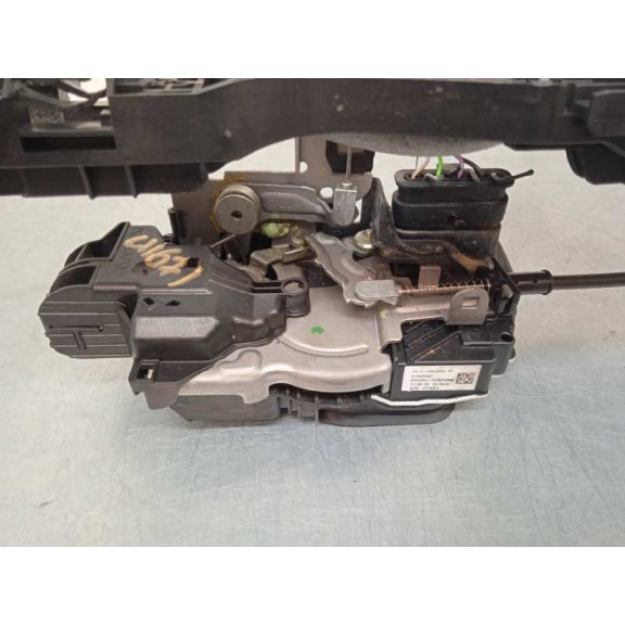 Recambio de cerradura puerta trasera izquierda para volvo v40 kinetic referencia OEM IAM 31440397 9333384110 8 CABLES