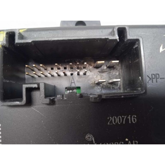 Recambio de modulo electronico para volvo v40 kinetic referencia OEM IAM 31343872 DE PUERTA TRASERA