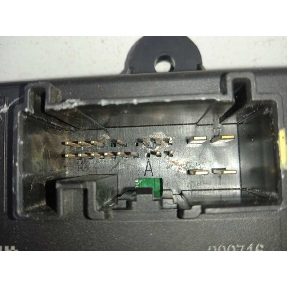 Recambio de modulo electronico para volvo v40 kinetic referencia OEM IAM 31343872 DE PUERTA TRASERA