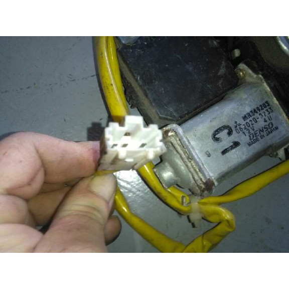 Recambio de elevalunas delantero izquierdo para mitsubishi space wagon (n80/n90) 2.4 gdi cat referencia OEM IAM   