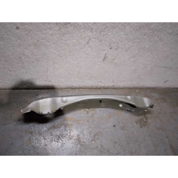 Recambio de refuerzo paragolpes trasero para volvo v40 kinetic referencia OEM IAM 31299699  