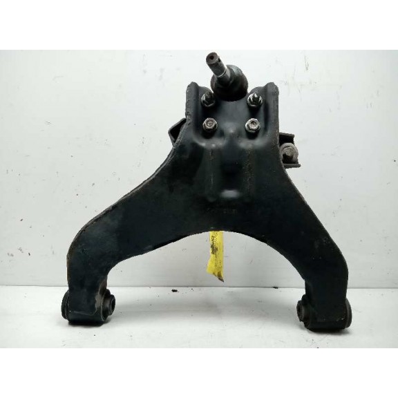 Recambio de brazo suspension inferior delantero derecho para nissan cabstar 01.04 referencia OEM IAM 561179X504  