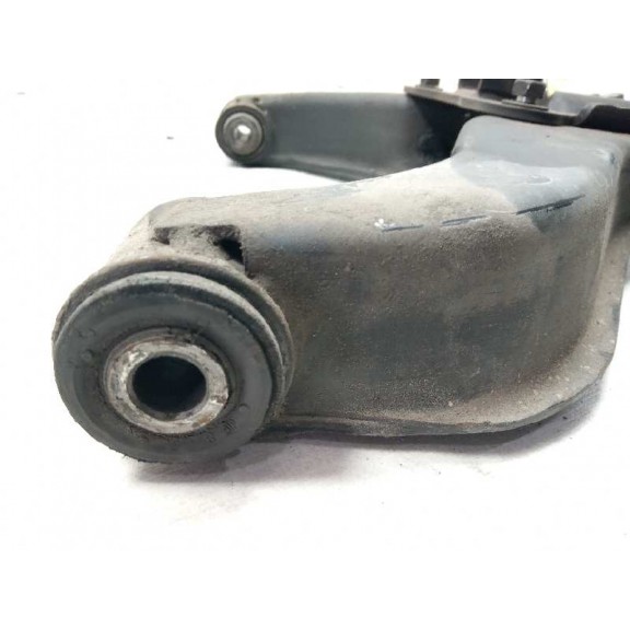 Recambio de brazo suspension inferior delantero derecho para nissan cabstar 01.04 referencia OEM IAM 561179X504  