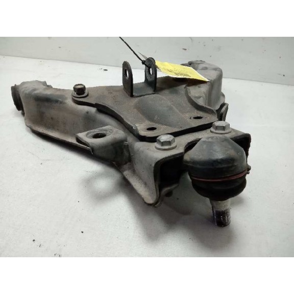 Recambio de brazo suspension inferior delantero izquierdo para nissan cabstar 01.04 referencia OEM IAM 561179X504  
